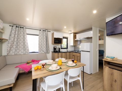 Mobilhome 6 personnes - Privilège Souillac - 3 chambres - TV - Clim