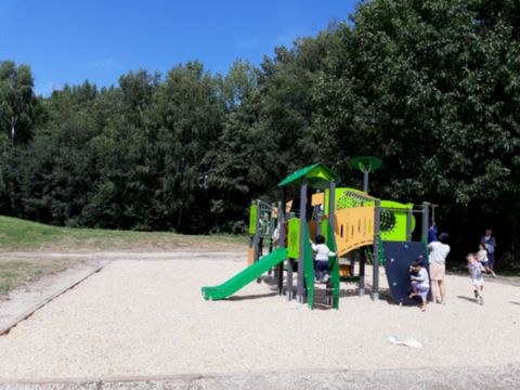 GÎTE 4 personnes - 2 gîtes 2 personnes avec porte communicante