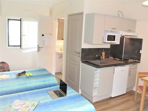 GÎTE 4 personnes - 2 gîtes 2 personnes avec porte communicante