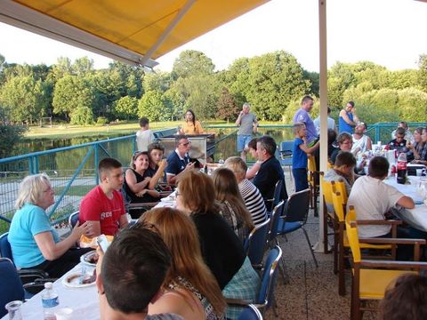 MOBILHOME 8 personnes - 3 chambres 6/8