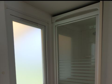 MOBILHOME 7 personnes - MH3 TRIO, avec sanitaires