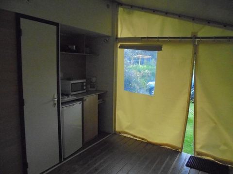 MOBILHOME 4 personnes - TITHOME 2 CHAMBRES / SANS SANITAIRE 4 PERS