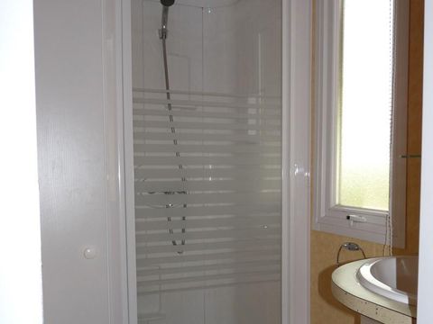 Mobilhome 6 personnes - Mobil-home Tilleul 2 chambres 32m²