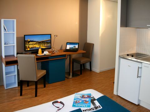 Appart'Hotel Confluence - Camping Rhône - Image N°6