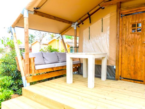 Tente en toile et en bois 2 personnes - Glamping Mar 2 pers