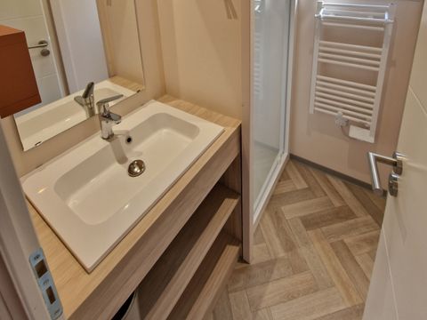 Chalet 4 personnes - Mimosa - 2 chambres avec climatisation