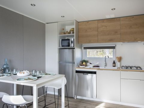 Mobilhome 4 personnes - Cottage Prestige - 2 chambres - 2 salles de bain