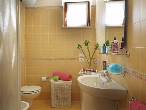 APPARTEMENT 4 personnes - BILOCALE / 2 pièces 45m² (rez du jardin ou étage)