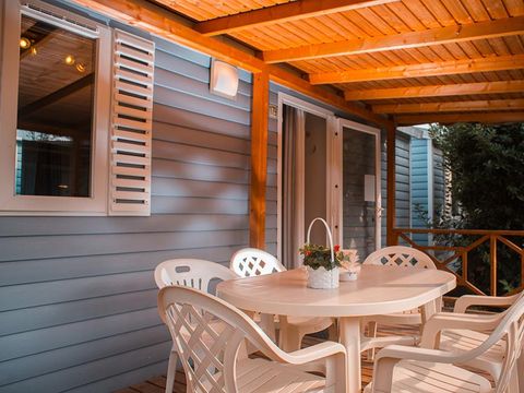 Mobilhome 6 personnes - 'Family Delux' 32m²