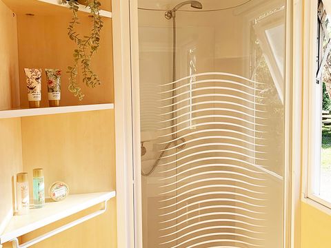 MOBILHOME 4 personnes - WELCOME 27m² - 2 chambres - TV - climatisation - terrasse -