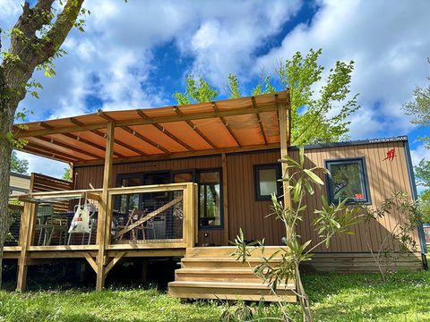 MOBILHOME 6 personnes - PREMIUM 32m² - 3 chambres - TV - lave-vaisselle - climatisation - terrasse -