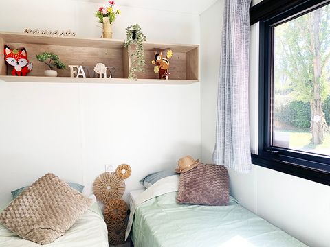 MOBILHOME 6 personnes - PREMIUM 32m² - 3 chambres - TV - lave-vaisselle - climatisation - terrasse -