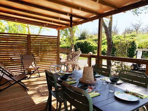 MOBILHOME 6 personnes - PREMIUM 32m² - 3 chambres - TV - lave-vaisselle - climatisation - terrasse -