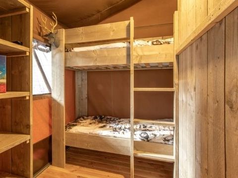 LODGE 6 personnes - Glamping Lodge PREMIUM RIVER 38m² - 3 chambres - TV - clim - terrasse couverte - vue rivière -
