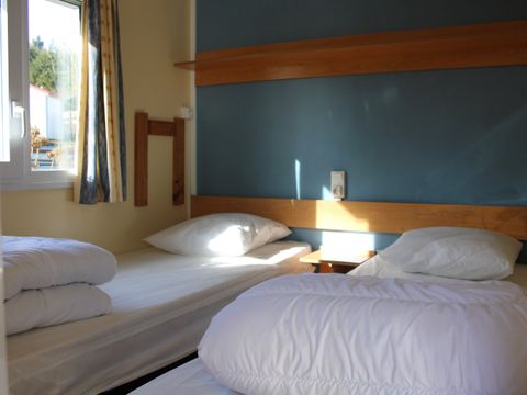 MOBILHOME 4 personnes - VIOLETTE