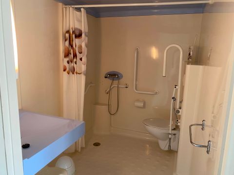 MOBILHOME 4 personnes - adapté PMR - 2CH 1SDB - TV