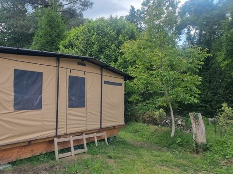 Tente en toile et en bois 6 personnes - Chalet Toilé Prémium