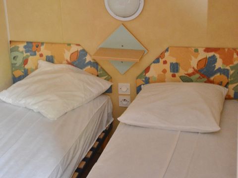MOBILHOME 4 personnes - B