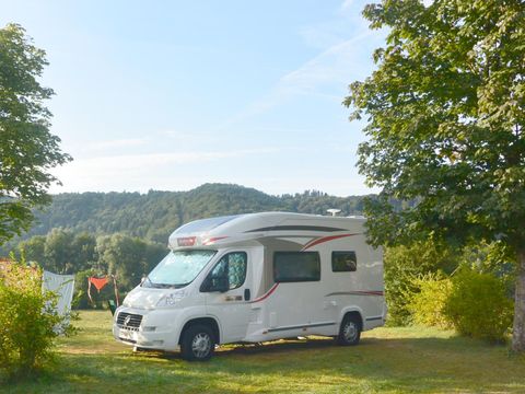 Emplacement - Emplacement camping car sans électricité