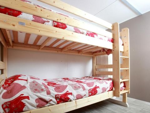 CHALET 5 personnes - Cabane du jura 5 places (2 chambres) Gamme PREMIUM climatisé