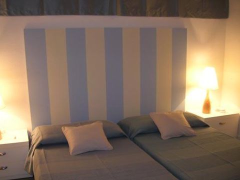 BUNGALOW 4 personnes - Superior