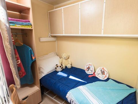 MOBILHOME 5 personnes - Mobil-home | Classic | 3 Ch. | 5 Pers. | Terrasse surélevée | 1 SDB | Clim.