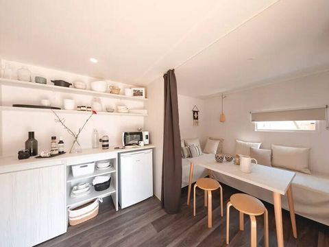 Tente en toile et en bois 4 personnes - Coco Sweet | 2 Ch. | 4 Pers. | Terrasse surélevée | Sans SDB | Clim.