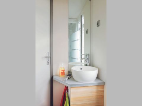 MOBILHOME 2 personnes - CONFORT