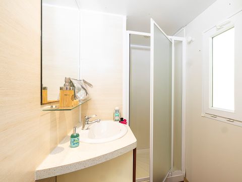 MOBILHOME 4 personnes - MH2 DURAS, avec sanitaires
