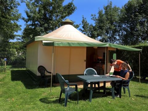 BUNGALOW TOILÉ 5 personnes - INSOLITE 2 chambres (sans sanitaires) BUNGALOW TOILÉ 5 personnes - INSOLITE 2 chambres (sans sanitaires)