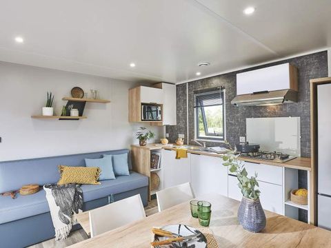 MOBILHOME 4 personnes -  MH2 VIP BREZE,4 pers (2CH,2 SDB) MOBILHOME 4 personnes -  MH2 VIP BREZE,4 pers (2CH,2 SDB)