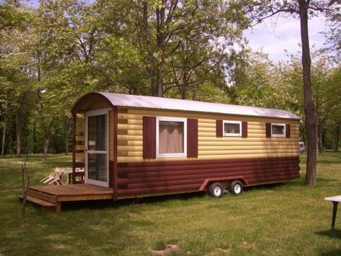 HÉBERGEMENT INSOLITE 4 personnes - Sans sanitaires