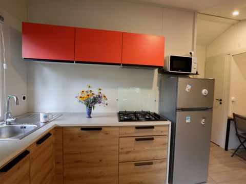 MOBILHOME 3 personnes - PETIT COTTAGE (Samedi/Samedi)