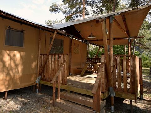 Tente en toile et en bois 5 personnes - Tente Glamping 2