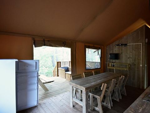 Tente en toile et en bois 5 personnes - Tente Glamping 2