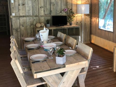 Tente en toile et en bois 6 personnes - Tente Glamping 3