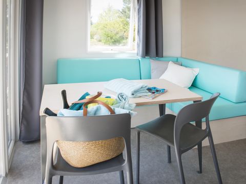 MOBILHOME 4 personnes - Premium 25 m² dont Terrasse couverte- 2 chambres +TV + Lave-vaisselle + BBQ