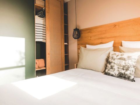 MOBILHOME 6 personnes - 35m² Premium (3ch-6pers) + Terrasse + TV + LV