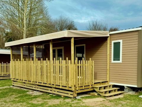 MOBILHOME 4 personnes - Confort 32m² (2 chambres) dont terrasse couverte + TV + BBQ