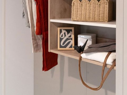 MOBILHOME 4 personnes - Confort 32m² (2 chambres) dont terrasse couverte + TV + BBQ