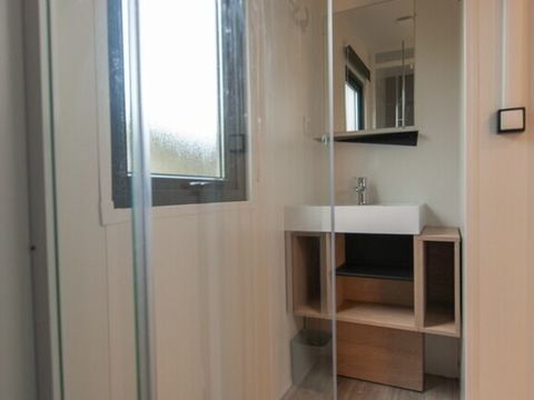 Mobilhome 6 personnes - Premium Azure - 3 chambres - TV - PLANCHA