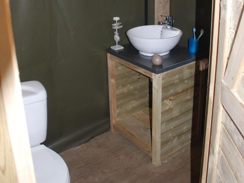 TENTE 2 personnes - LODGE PERCHEE - 1 chambre (sans sanitaires)