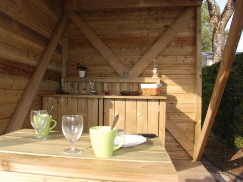 TENTE 2 personnes - LODGE PERCHEE - 1 chambre (sans sanitaires)