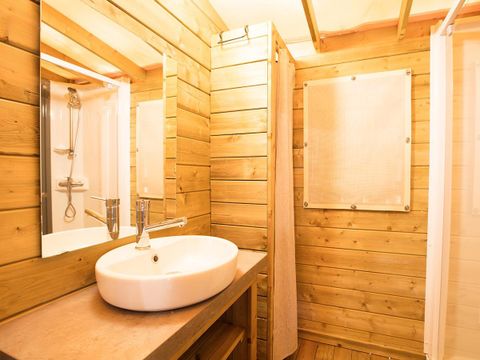TENTE TOILE ET BOIS 5 personnes - CABANE sur Pilotis