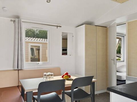 Bungalow 6 personnes - Mobil-home | Comfort | 2 Ch. | 4/6 Pers. | Terrasse surélevée | TV