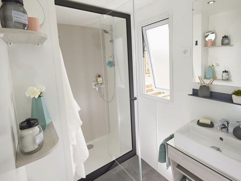 Mobilhome 6 personnes - Mobil-home | Premium Azure | 3 Ch. | 6 Pers. | Terrasse surélevée | TV