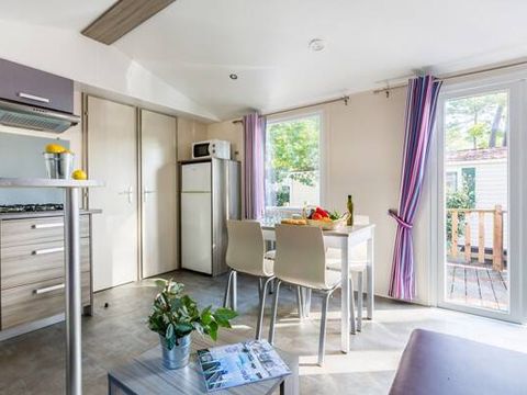 Bungalow 4 personnes - Mobil-home | Comfort | 2 Ch. | 4 Pers. | Terrasse surélévée non couverte