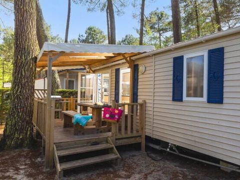 Bungalow 6 personnes - Mobil-home | Classic | 2 Ch. | 4/6 Pers. | Terrasse surélevée | TV