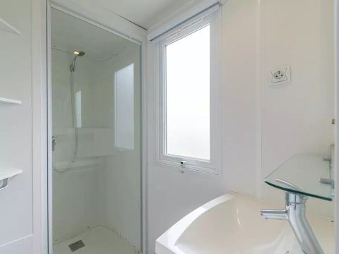 MOBILHOME 6 personnes - Mobil-home | Comfort | 2 Ch. | 4/6 Pers. | Terrasse surélevée | Clim. | TV