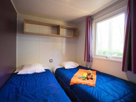 MOBILHOME 6 personnes - Resasol - 3 chambres - CLIM - PLANCHA